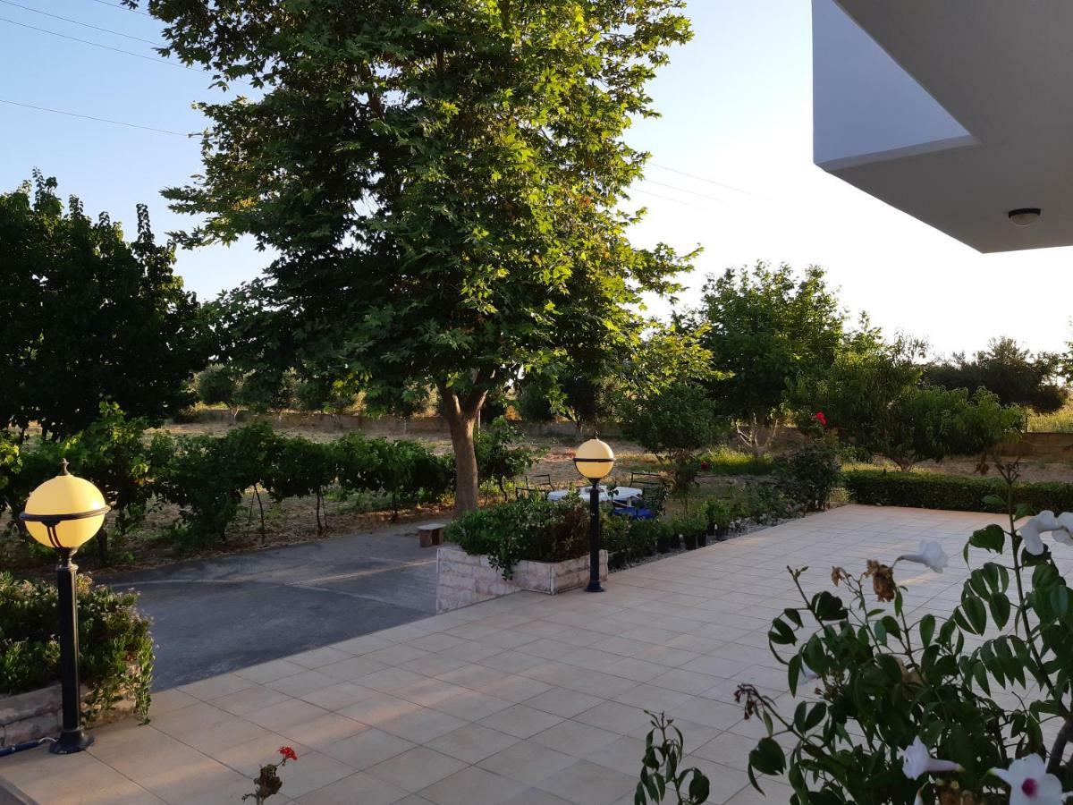 Swan House Panoramic View - Near The Sea Villa Zipárion Екстериор снимка